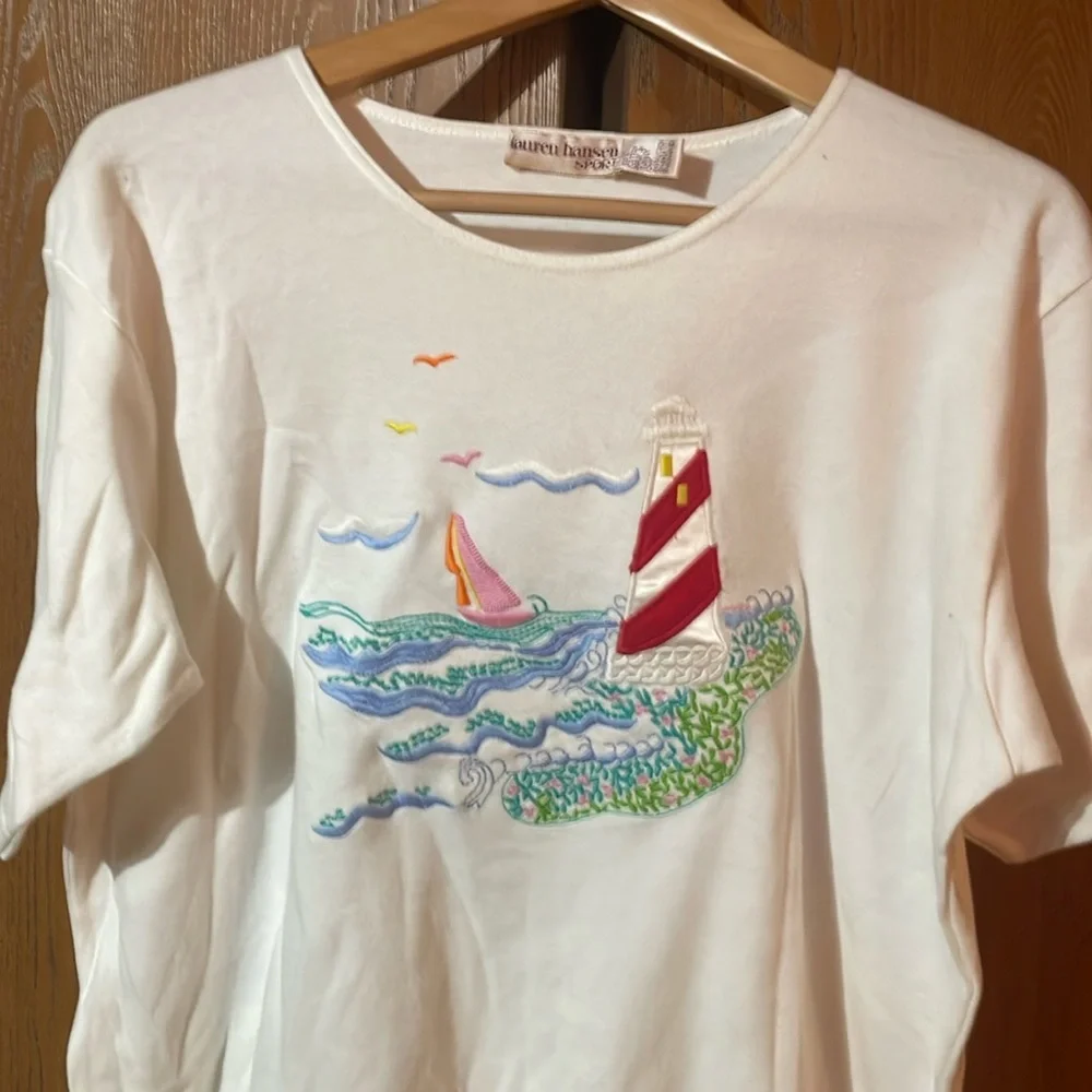 3️⃣ for 1️⃣5️⃣ Lauren Hansen Sport - embroidered lighthouse beach scene - Picture 1 of 4